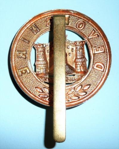 Devonshire Regiment Brass Gilding Metal Helmet Plate Centre ( HPC ) with Pagri Fixing — image 2