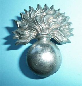 Victorian White Metal British Volunteer Artillery Forage Cap Badge - …