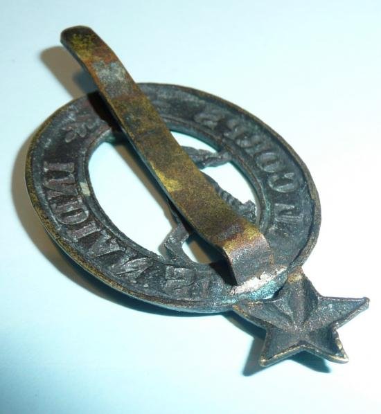 WW2 Indian Signals Corps Blackened Brass Cap Badge — image 3