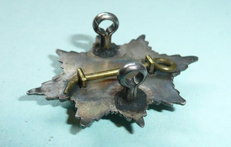 Coldstream Guards Officers Silver and Enamel Forage Cap Badge Star — image 4