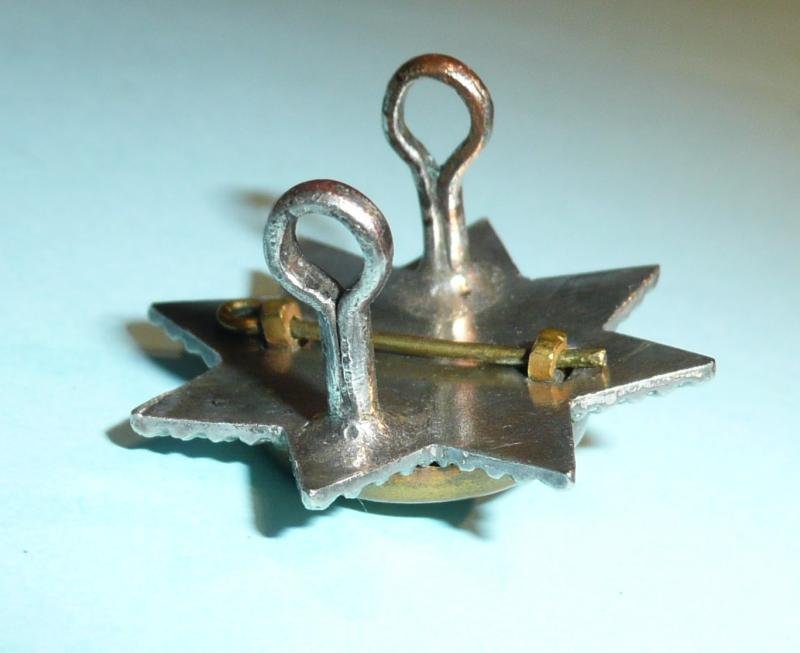 Royal Lincolnshire Regiment Officer's Small Silver Gilt and Enamel Field Service / Side Cap Badge — image 4