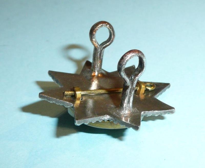 Royal Lincolnshire Regiment Officer's Small Silver Gilt and Enamel Field Service / Side Cap Badge — image 5