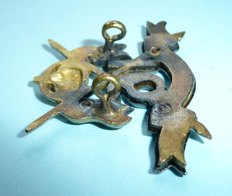 WW1 16th The Queens Own Lancers Officer's Collar Badge, Kings Crown - Jennens — image 4