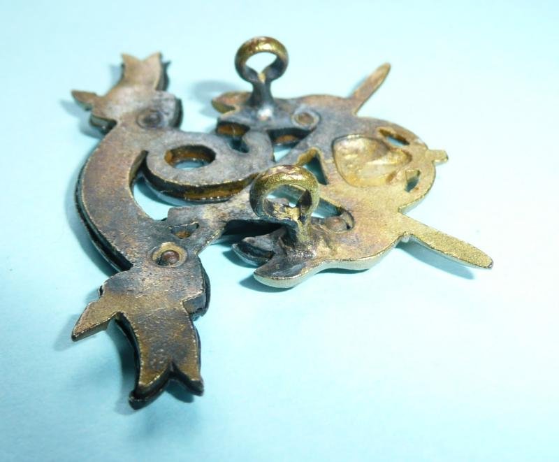 WW1 16th The Queens Own Lancers Officer's Collar Badge, Kings Crown - Jennens — image 5