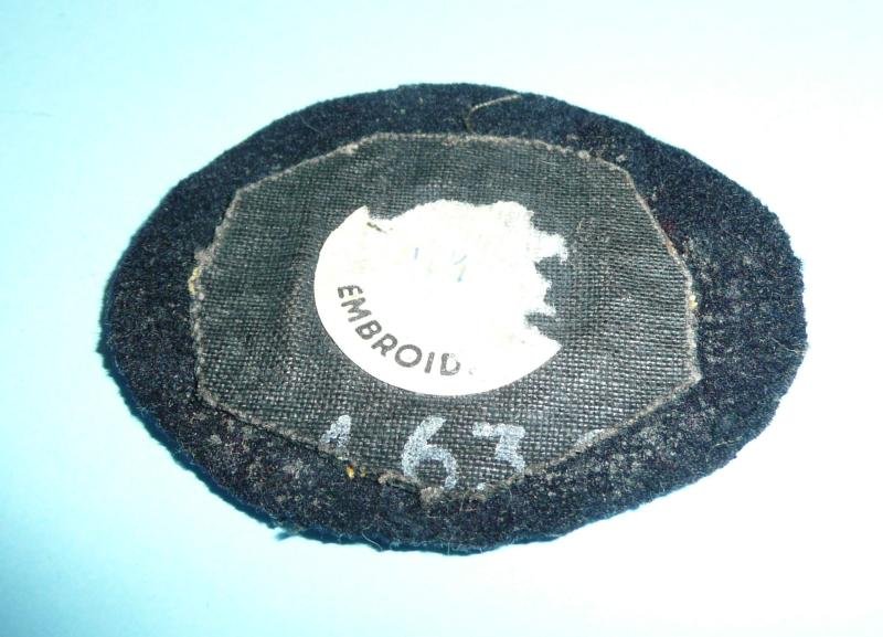 LG Lewis / Light Machine Gunner No 1 Dress Bullion Embroidered Cloth Proficiency Trade Arm Badge — image 2
