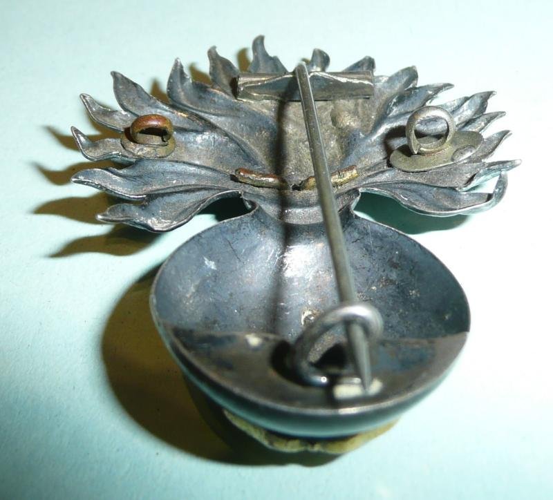 Victorian 5th Fusiliers / Northumberland Fusiliers Officers Silver & Gilt Mess Dress Shoulder Badge Ornament — image 3