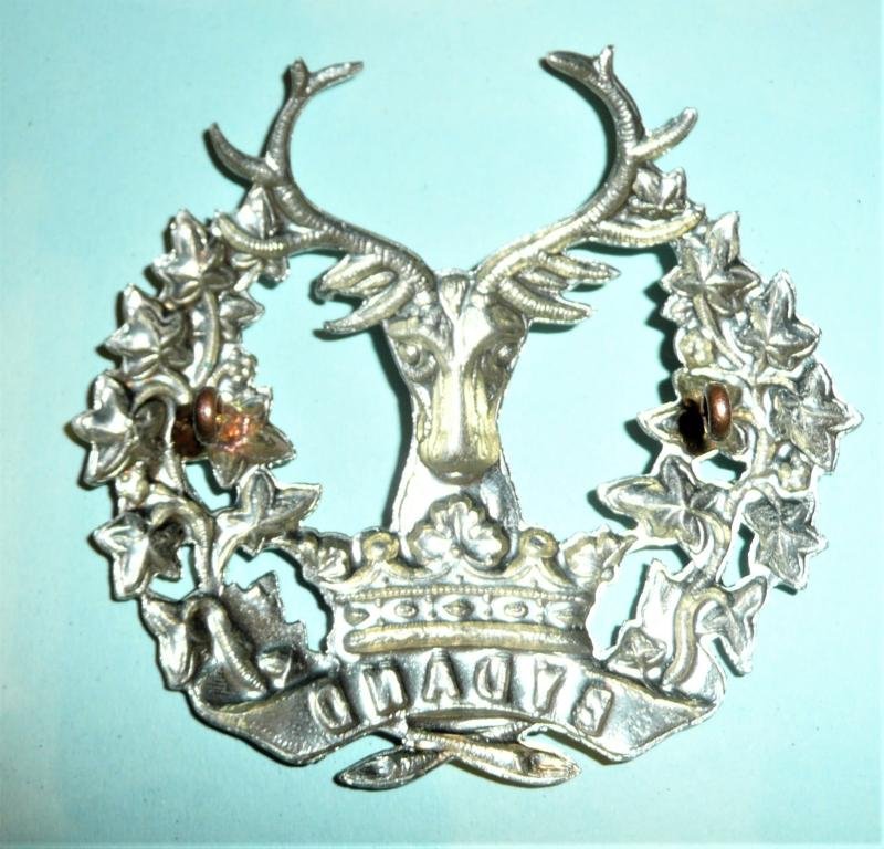 The Gordon Highlanders (75th & 92nd Foot) White Metal Glengarry Cap Badge — image 2