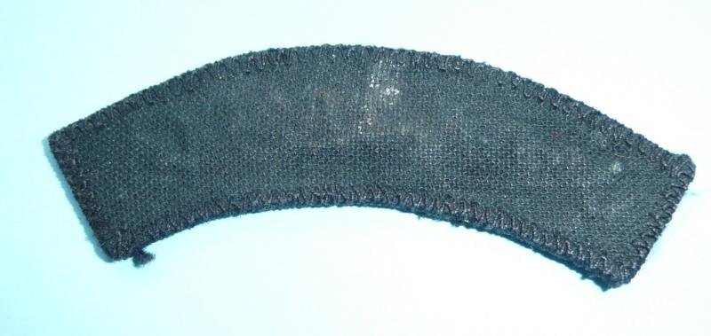 Malaysia (Federation) Gold Bullion Thread Embroidered Officers Shoulder Title — image 2