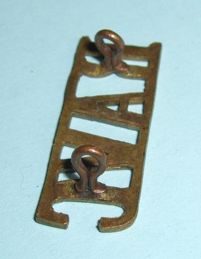 RAVC Royal Army Vetinery Corps Small Brass Shoulder Title — image 4