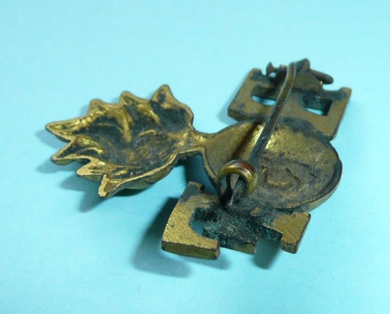 Royal Fusiliers 1st Version Other Ranks Shoulder Title converted to Sweetheart Brooch — image 4