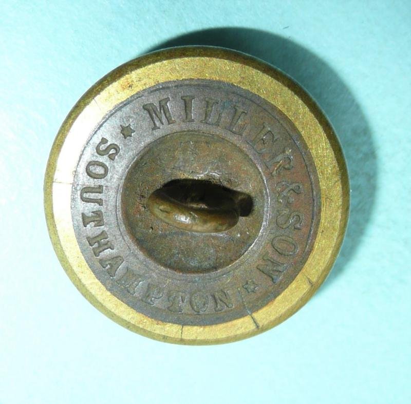Union Shipping Company (Southampton) Mercantile Marine Button — image 2