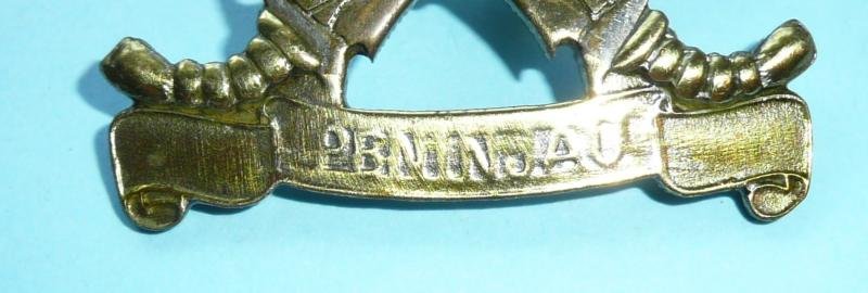 Malaysian Post Federation Reconnaissance Regiment Officer's Cap Badge — image 2