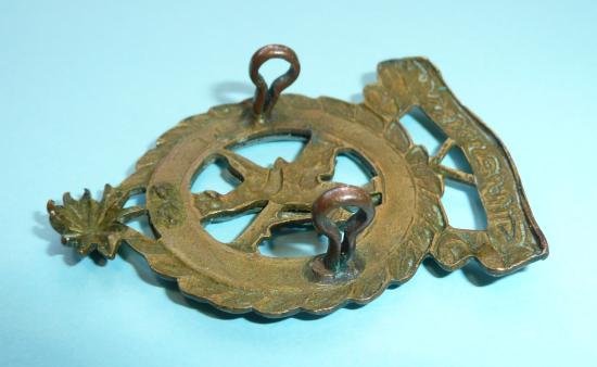 Federated Malay Armed Forces Maintenance Corps Bi Metal Cap Badge — image 4