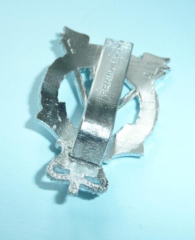 Royal Pioneers Corps Staybrite AA Anodised Silver Cap Badge — image 3