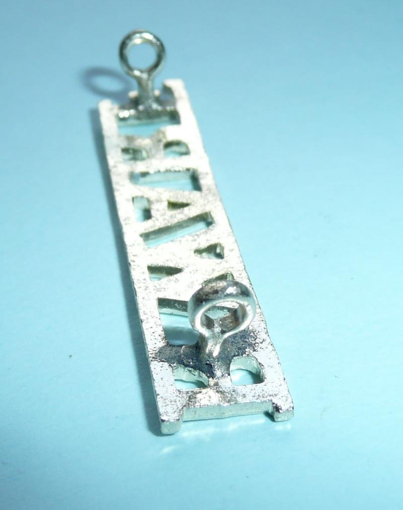 RWARF  Royal Warwickshire Fusiliers Gold Anodised AA Shoulder Title — image 3