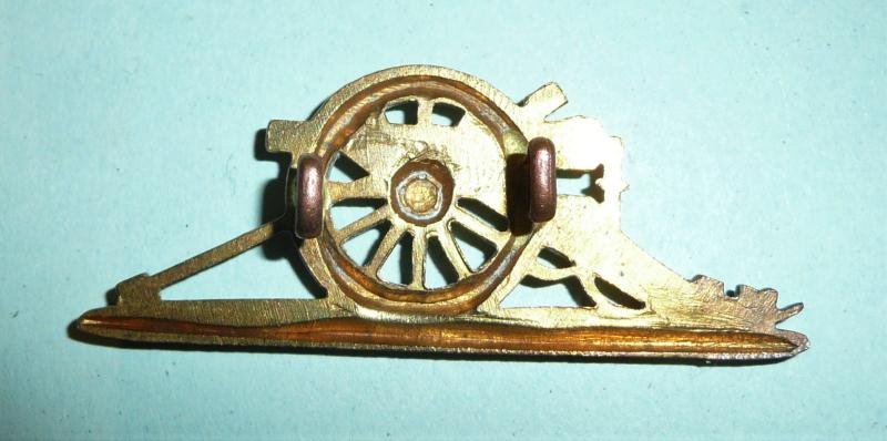 Royal Artillery (RA) Sergeants NCO Arm / Sleeve Brass Arm Badge — image 2