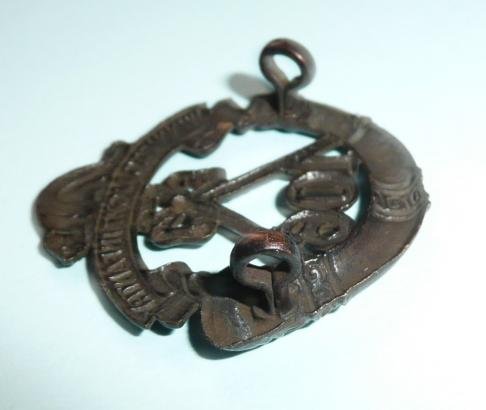 Canadian 106th Winnipeg Light Infantry Bronze Collar Badge — image 4