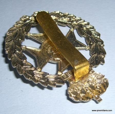 West Indies - The Bermuda Rifles White Metal Cap Badge (2nd Pattern) — image 3