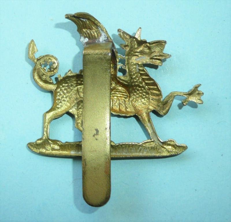 WW1 2nd Battalion (Territorial Force) The Monmouthshire Regiment Brass Cap Badge — image 2