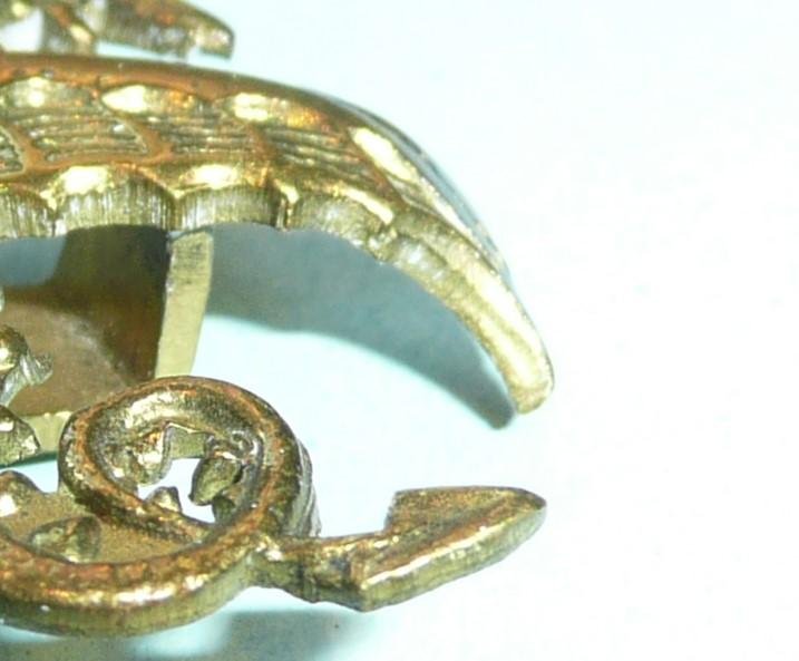 WW1 2nd Battalion (Territorial Force) The Monmouthshire Regiment Brass Cap Badge — image 4