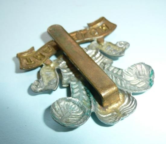 The Welch Regiment Other Ranks Bi-metal Cap Badge — image 3