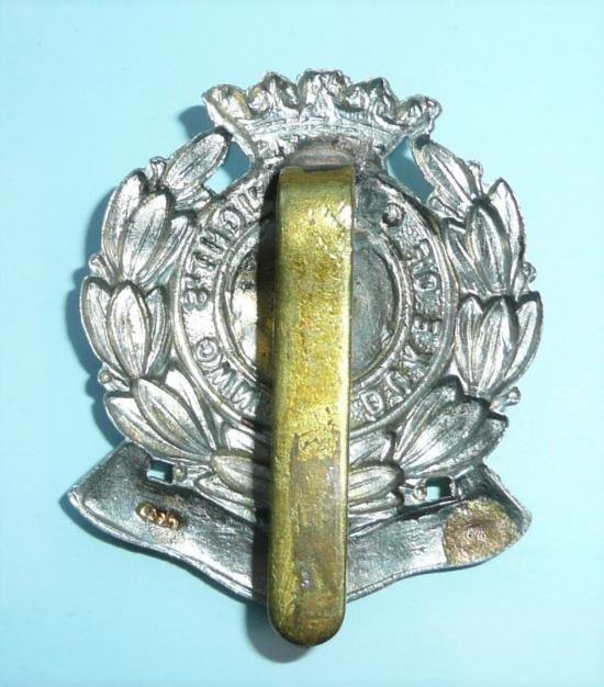 6th (Territorial Battalion) The Hampshire Regiment (Duke of Connaughts Own) Other Ranks Bi-Metal Cap Badge — image 2