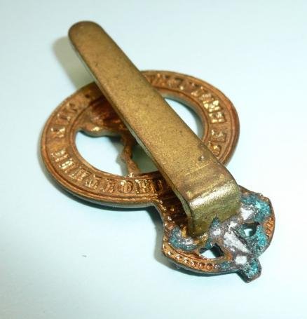Hertfordshire ( Territorial ) Regiment Brass Other Ranks Cap Badge - wide antlers pattern — image 4