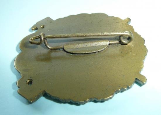 German - DRKS (DEUTCHES REICH KLEINKALIBER SCHUTZEN) Shooting Badge Pin Award Trophy — image 3