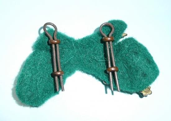 British Army Proficiency Arm Badge - Crossed Swords Gymnastic Instructor / Assistant Physical Training Instructor — image 2