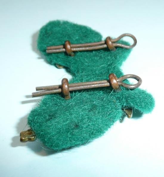 British Army Proficiency Arm Badge - Crossed Swords Gymnastic Instructor / Assistant Physical Training Instructor — image 3