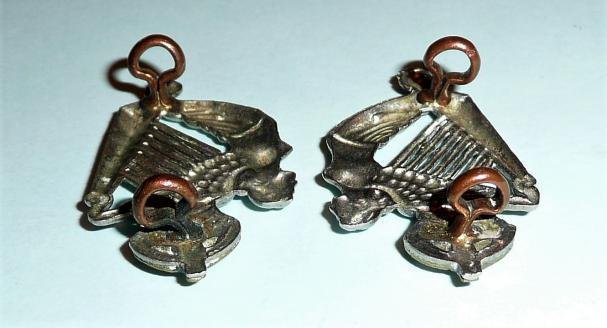 8th Royal Irish Hussars Matched Facing Pair of Bi-Metal Collar Badges, Kings Crown — image 3
