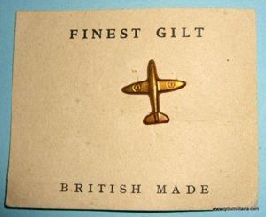 WW2 Cast Gilt Brass Spitfire Fund Raising lapel badge on …