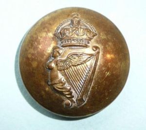 Pre WW1 Irish Guards Officers Large Pattern Gilt Button, Kings …