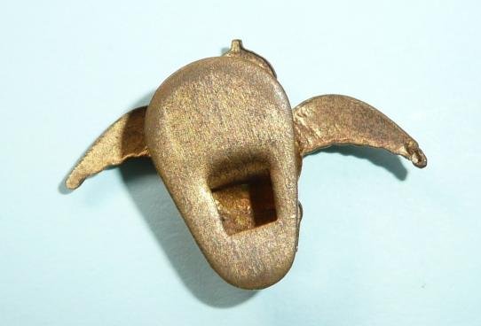 RAF / VR (Royal Air Force Volunteer Reserve) Gilt and Enamel OCA Buttonhole Badge, King's Crown — image 2