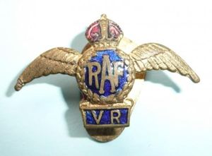 RAF / VR (Royal Air Force Volunteer Reserve) Gilt and …