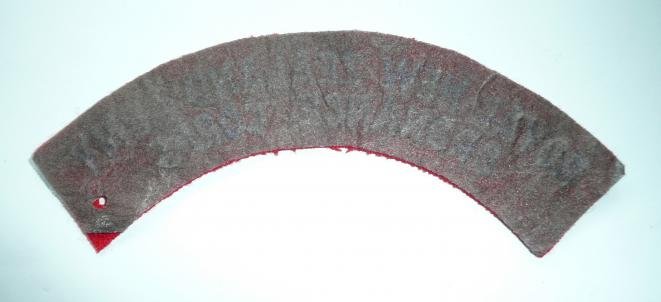 Royal New Zealand Army Ordnance Corps Embroidered Blue on Red Felt Cloth Shoulder Title — image 3