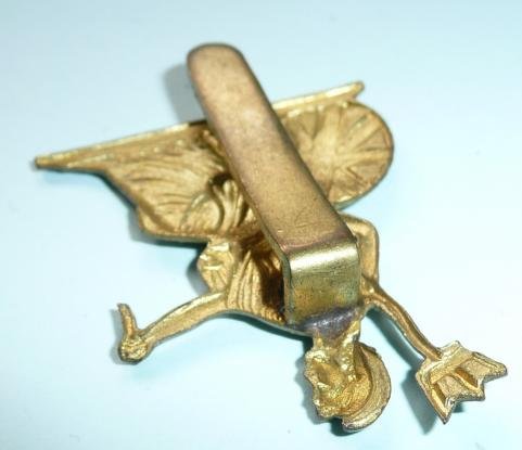 The Royal Norfolk Regiment Large Pattern Brass Metal Cap Badge — image 3