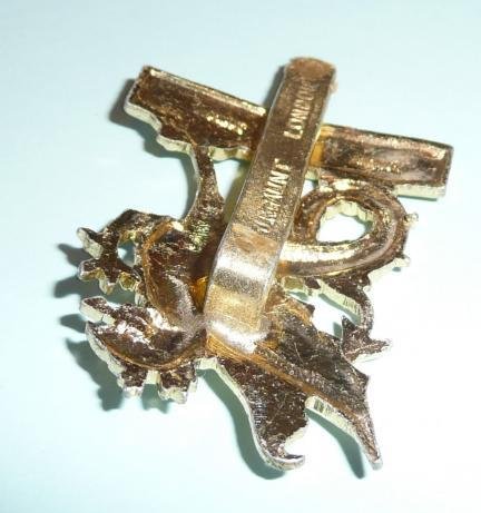 Wessex Brigade Brass AA Gold Anodised Aluminium Cap Badge, 1958 - 1969 Infantry Brigade, Gaunt London — image 3