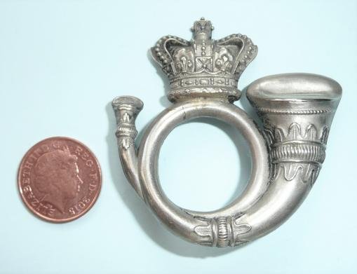 Generic Volunteer Rifle Corps White Metal Shako / Kepi Cap Badge, Circa 1859 - 1887 — image 2