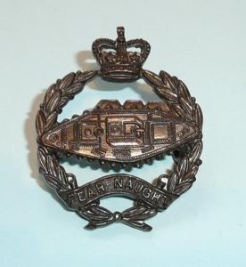 Royal Tank Regiment (RTR) Officers Right Facing OSD Collar Badge, …
