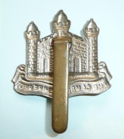Cambridgeshire Regiment Bi-Metal Cap Badge ( without the E ) — image 2