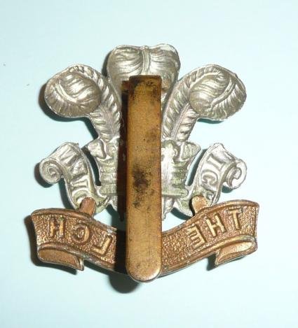 The Welch Regiment (41st & 69th Foot) Other Ranks Bi-metal Cap Badge — image 2