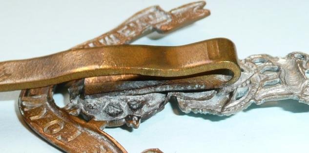 The Loyal Regiment (North Lancashire) Other Ranks Bi-Metal Cap Badge — image 3