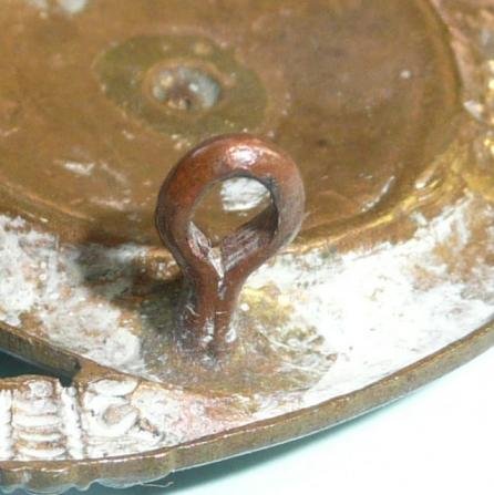 Kings Own ( Yorkshire Light Infantry ) (KOYLI) ( 51st & 105th Foot) Large Smasher / Pagri Hat Bi-Metal Cap Badge — image 5