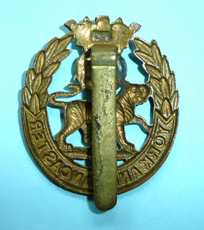 The York and Lancaster Regiment ( 65th & 84th Foot) Other Ranks Bi-Metal Cap Badge — image 2