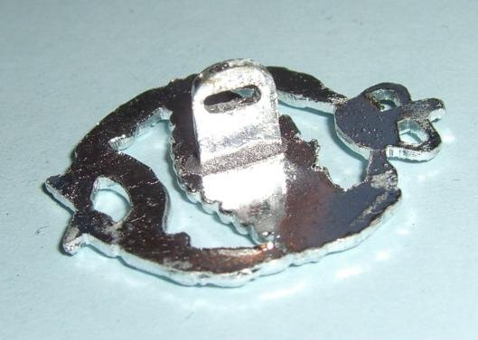 Royal Tank Regiment ( RTR ) Anodised Silver Collar Badge QEII issue — image 2