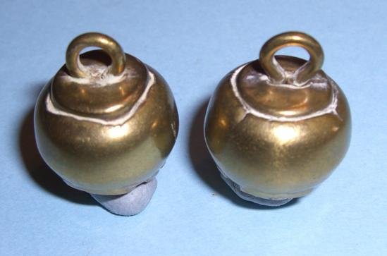 A pair of Ball domed buttons to the Honourable Artillery Company ( HAC ) — image 3