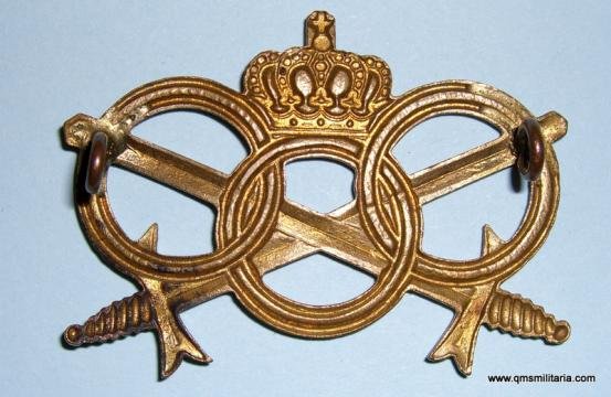 Belgian Army Sports Brevet ( Breast ) Badge national colours on three rings on crossed swords — image 2