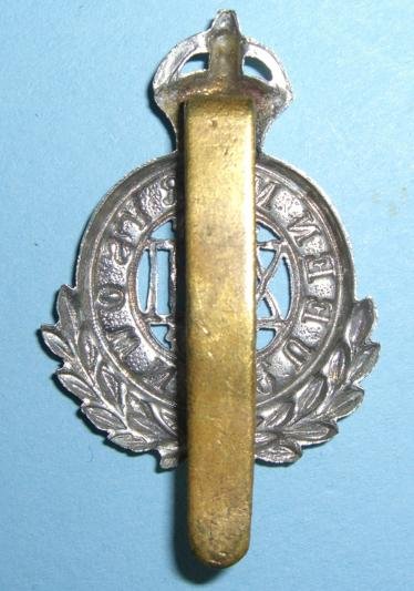 The 18th ( Queen Mary's Own ) Hussars Other Ranks White Metal Cap Badge — image 2