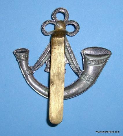 Oxs and Bucks Light Infantry Large Pattern White Metal Cap badge — image 2